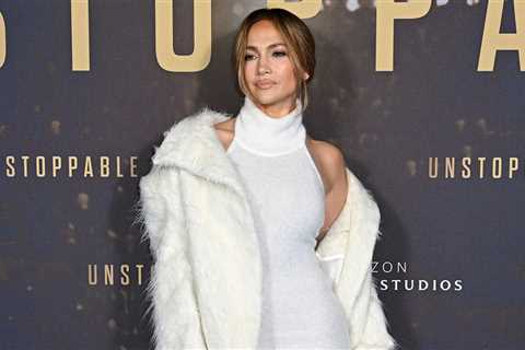 Jennifer Lopez Wears White-Hot Dress to Premiere Amid Ben Affleck Divorce