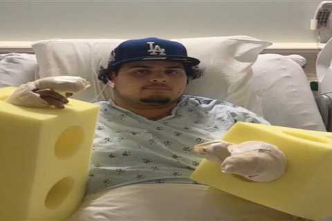 Dodgers fan loses two fingers in World Series fireworks accident