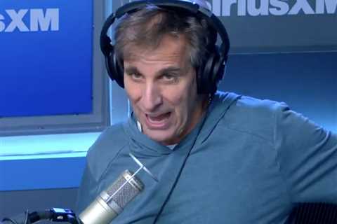 Joe Buck has no idea what Chris Russo is talking about with Cowboys swipe