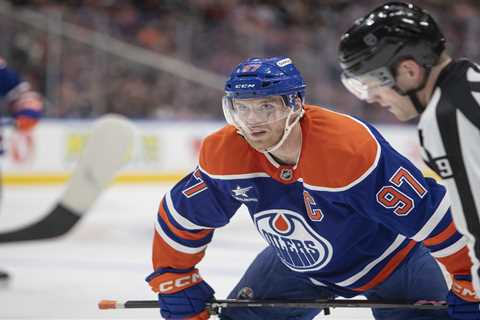 Oilers superstar Connor McDavid on cusp of 1,000 career points