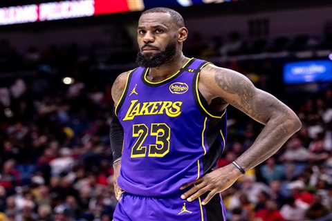 LeBron James is going on a social media hiatus