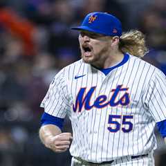 Mets bolster bullpen by re-signing Ryne Stanek after impressive playoff run