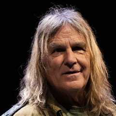 Mike Peters, Singer for The Alarm, Dead at 66