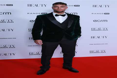 Love Islander Sparks Dating Rumors with Towie Beauty