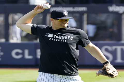 DJ LeMahieu working out with Yankees as injury return looms