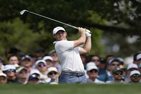 Rory McIlroy seizes control of Masters with electric start to third round
