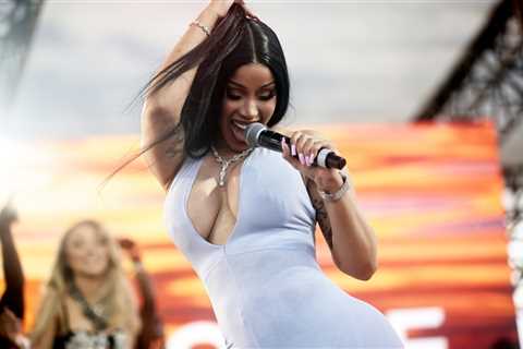 10 Best Moments From REVOLVE Festival Weekend 2025