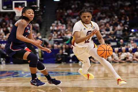 South Carolina’s MiLaysia Fulwiley defects to rival LSU in college hoops shocker