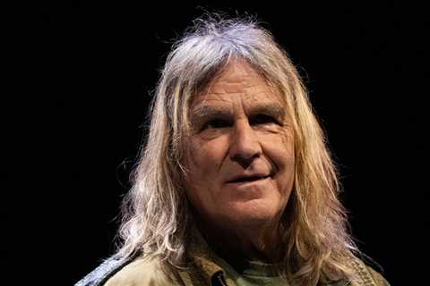 Mike Peters, Singer for The Alarm, Dead at 66