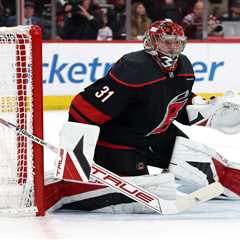 Fanatics Sportsbook promo for Stanley Cup Playoffs: Capitals vs. Hurricanes Game 4 predictions, odds