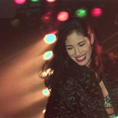 A New Selena Documentary Is Coming to Netflix