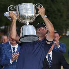 Scottie Scheffler has awkward trophy mishap during PGA Championship celebration: ‘We’ll fix it’