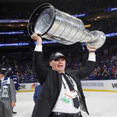 Islanders hiring Mathieu Darche as new GM with massive to-do list awaiting him