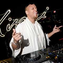 Climb Aboard a Members-Only Yacht Party in Cannes With Dance Stars Francis Mercier & Marten Lou