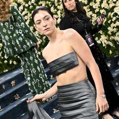 Lorde Digs In the Dirt in Cathartic ‘Man of the Year’ Video, Reveals ‘Virgin’ LP Tracklist