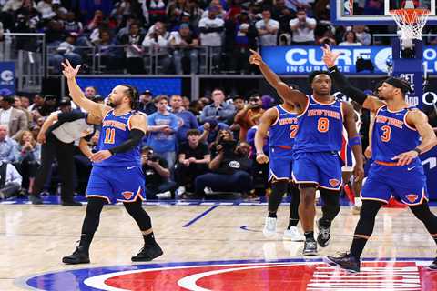 Knicks capture three straight road playoff wins for first time in franchise history
