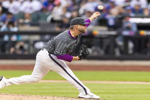 Mets’ A.J. Minter out for season, set to undergo lat surgery