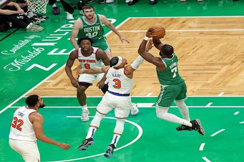 Knicks need to recreate road mindset at Garden — by any means necessary