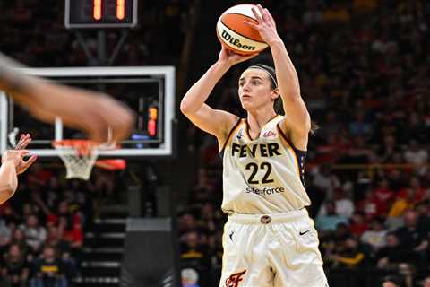 Fever vs. Sky prediction, odds: Target this Caitlin Clark prop for Saturday’s opener