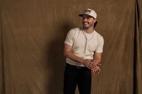 Josh Ross Scores His First Top 10 ‘Single’ on Country Airplay Chart, Morgan Wallen’s ‘Problem’..