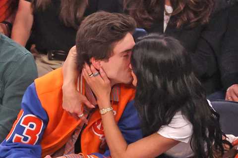 Timothée Chalamet Brings Good Luck Charm Kylie Jenner to Knicks-Pacers Playoff Game