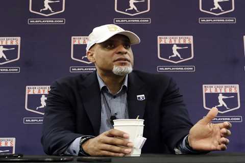 MLB, NFL players contacted by federal agents in stunning licensing firm investigation