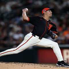 Mets make trade with Giants for reliever Justin Garza