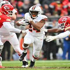 Nick Chubb expected to sign with Texans in free agency after Browns exit