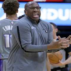 Mike Brown interviews with Knicks as search continues