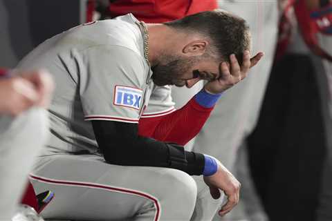 Bryce Harper lands on injured list in brutal Phillies blow