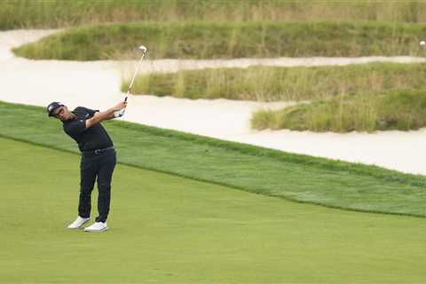 Pair of New York-area golfers make US Open cut after bit of waiting