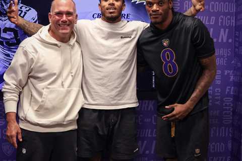 Jaire Alexander reunites with Lamar Jackson in Ravens signing after Packers breakup