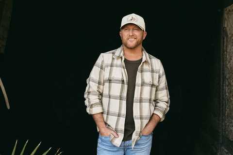 Cole Swindell on Crafting New Album ‘Spanish Moss’: ‘We Ended Up With So Many Songs We Love’
