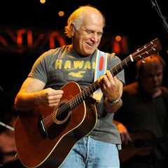 Neil Young Plays Rare Full-Band ‘Ambulance Blues’ With The Chrome Hearts