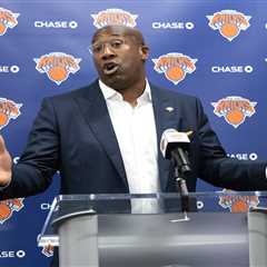 Mike Brown embracing lofty expectations in first comments as Knicks coach