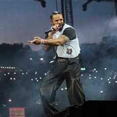 7 Best Moments From Drake’s 2025 Wireless Festival Night 3 Performance: ‘I Wanted to Pay My Respect’