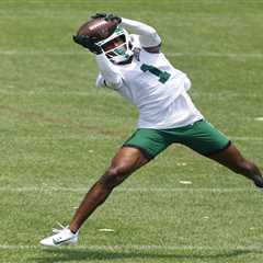 Jets give historic $120.4 million contract to Sauce Gardner a day after Garrett Wilson extension
