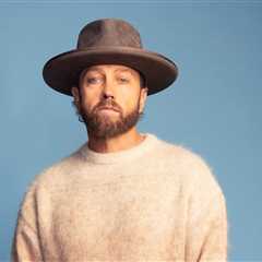 tobyMac Lands Latest Christian AC Airplay No. 1: ‘We Grow Stronger When We Lift Each Other Up’