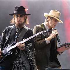 Jane’s Addiction Members Sue Perry Farrell for ‘Brutal’ Onstage Assault: ‘Unprovoked Anger’