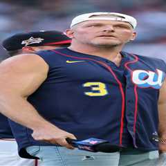 Pat McAfee goes scorched earth on NFLPA, calls for ‘dawg’ to run show after resignation scandal