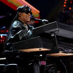 Stevie Wonder Says He’ll Never Give Up Performing: ‘You Don’t Have to Retire’