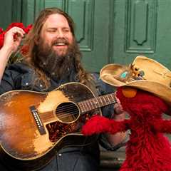 Watch Chris Stapleton, Elmo & Ernie Sing About the Power of Music on New Episode of ‘Sesame Street’