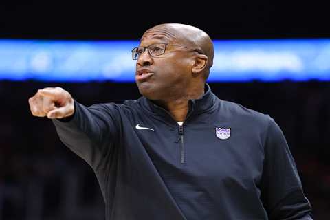Knicks hiring Mike Brown to lead new era with heightened expectations