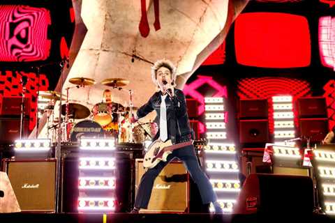 Green Day’s Billie Joe Armstrong Celebrates 4th of July With ‘F–k Donald Trump’ Chant in Belgium