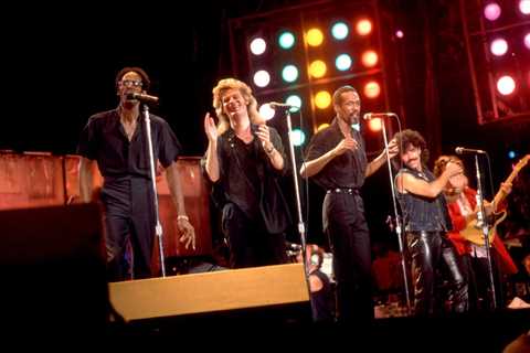 Daryl Hall and John Oates Look Back on Playing With Mick Jagger at Live Aid: ‘It Was Shocking, To..