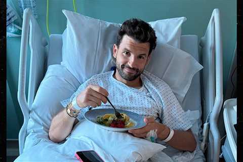 Grigor Dimitrov Shares Hospital Bed Pic After Tragic Wimbledon Withdrawal