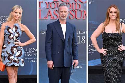 Sarah Michelle Gellar, Freddie Prinze Jr. Celebrate Bloody Bond at 'I Know What You Did Last..
