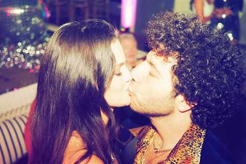 Selena Gomez Celebrates 33rd Birthday with Benny Blanco and Taylor Swift!