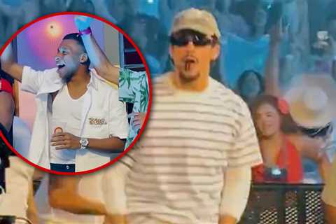 Kylian Mbappé Hits Bad Bunny Concert, Parties Onstage