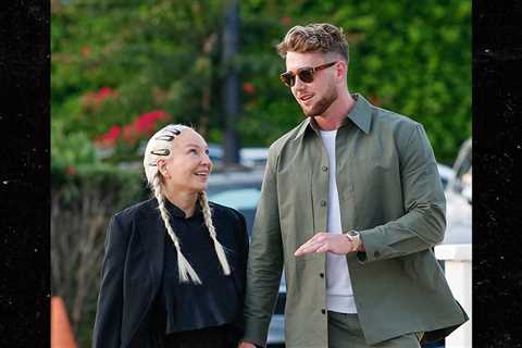 Sia Holds Hands with Harry Jowsey While Leaving Restaurant